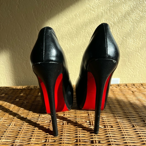Christian Louboutin dolly double platform black pump❤️ - Picture 4 of 14